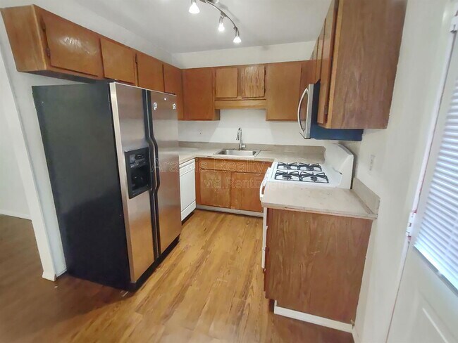 Foto del edificio - 3034 Destin Cir