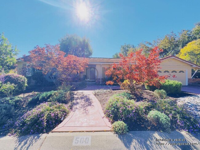 Foto del edificio - 500 Malaga Way