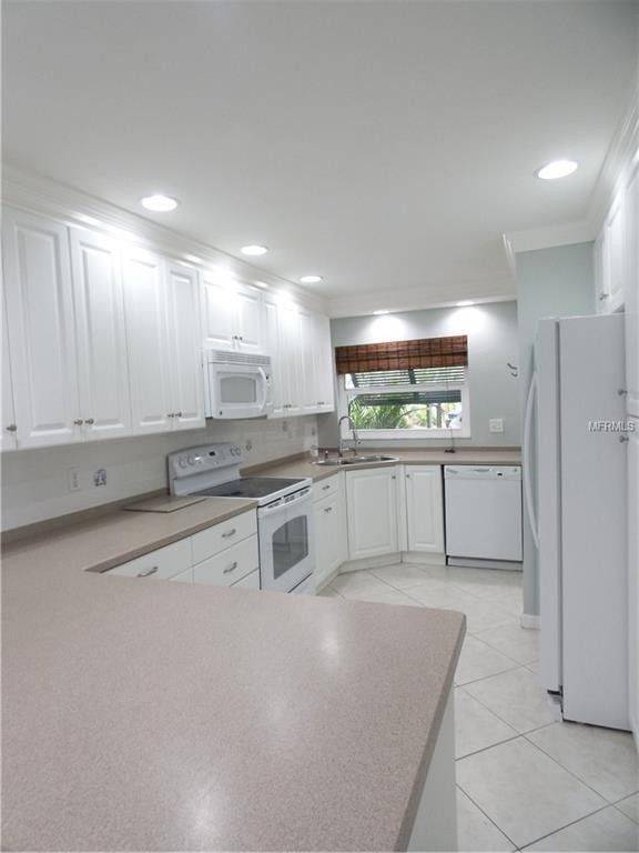 Foto del edificio - 4660 Ocean Blvd