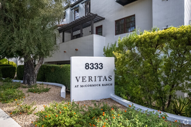 Monument Signage - Veritas at McCormick Ranch