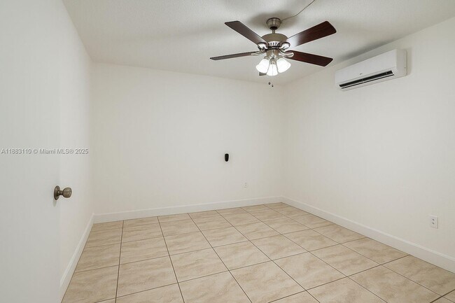 Foto del edificio - 747 NW 13th Ave