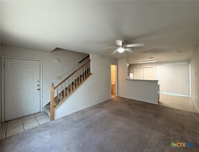 Building Photo - 1611 Inca Dr