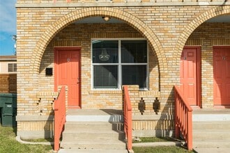 Building Photo - 2516 Avenue K