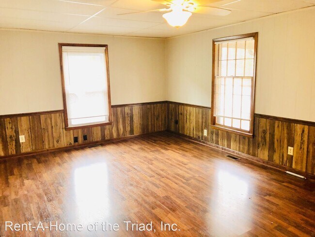 Building Photo - 2 br, 1 bath House - 905 S Josephine Boyd ...