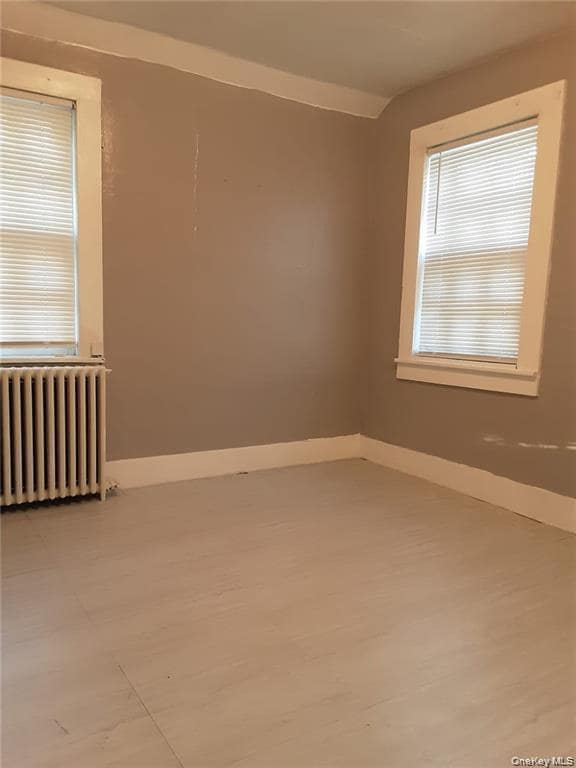 Building Photo - 2 Oxford Depot Rd