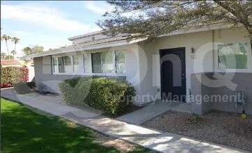 Building Photo - 925 W McDowell Rd