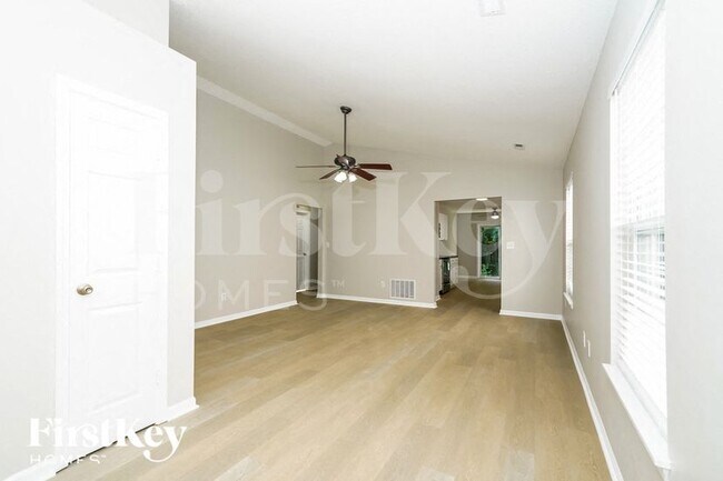 Foto del edificio - 10243 Blue Sky Dr