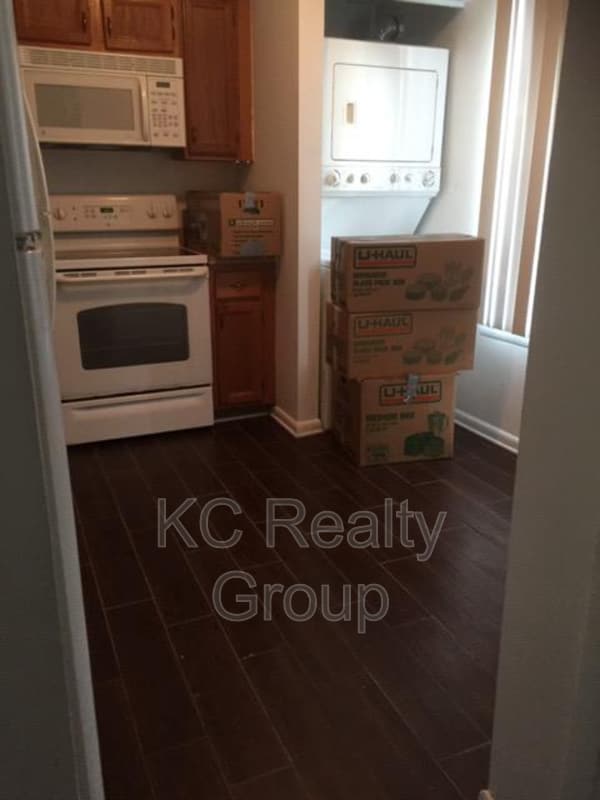 Building Photo - 8712 Grasmere Ct