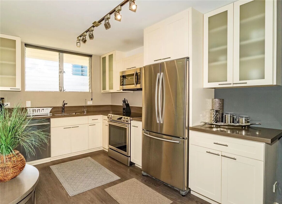 Primary Photo - 1717 Ala Wai Boulevard, Unit APT 1108