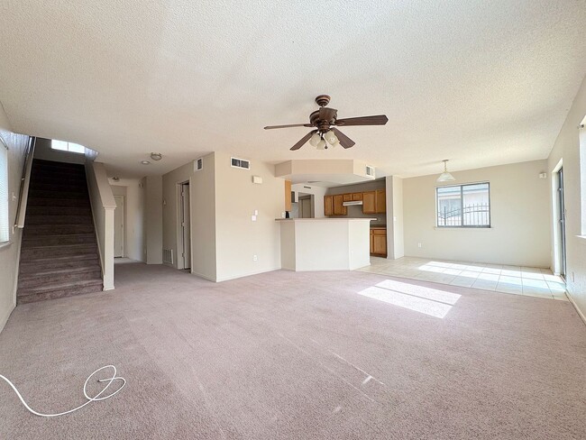 Building Photo - 14064 Tierra Halcon Dr