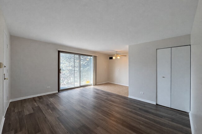 Building Photo - 7915 S 84th Ave