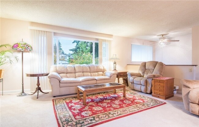 Building Photo - 17412 Palomino Dr