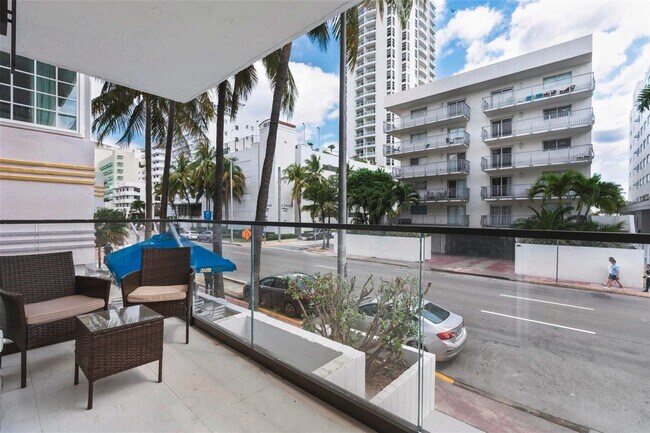 BALCONY - 4122 Collins Ave