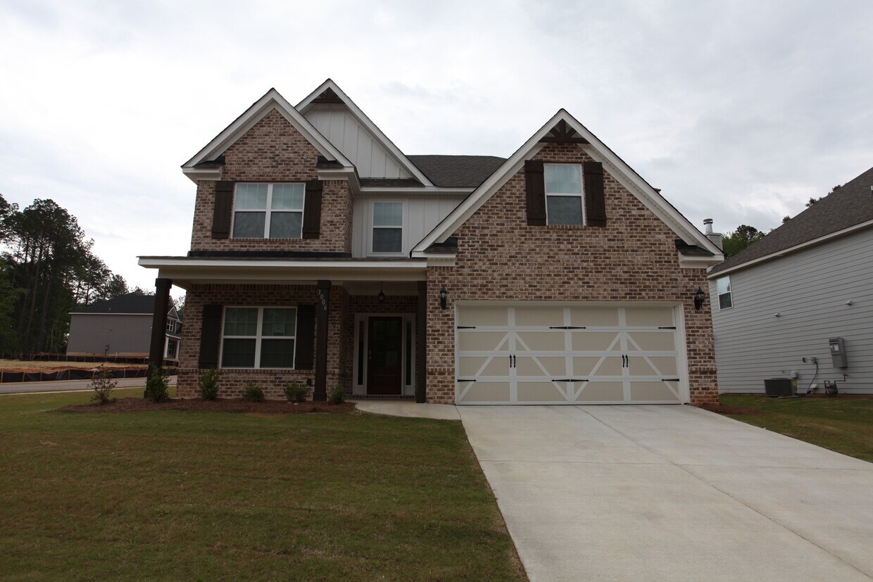 5bed/3bath Residential House available in House Rental in Auburn