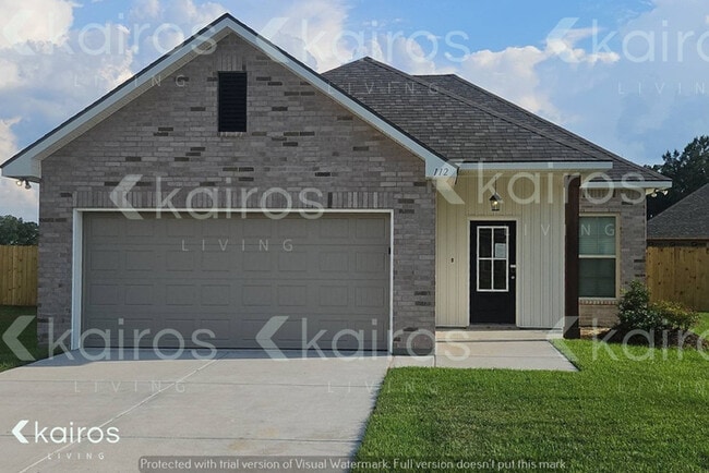 Building Photo - 112 Rainfall Ln