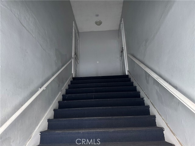 Foto del edificio - 1432 Cherry Ave