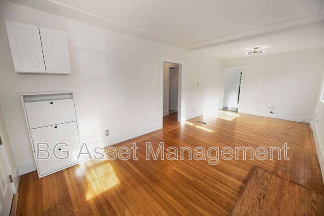 Foto del edificio - 5524 Shattuck Ave.