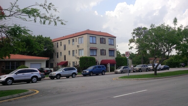 Foto principal - 444 Ponce de Leon Blvd