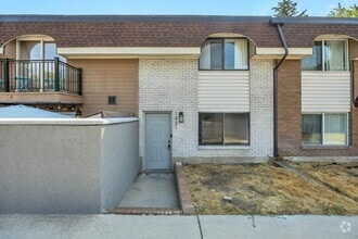Building Photo - 1431 Arthur Dr