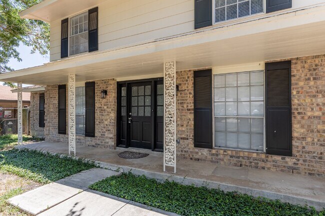 Building Photo - 6834 Leyland Dr