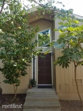 Building Photo - 2 br, 1 bath Townhome - 377 Westcliffe Cir