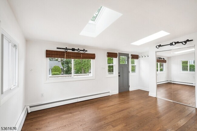 Foto del edificio - 28 Willow St