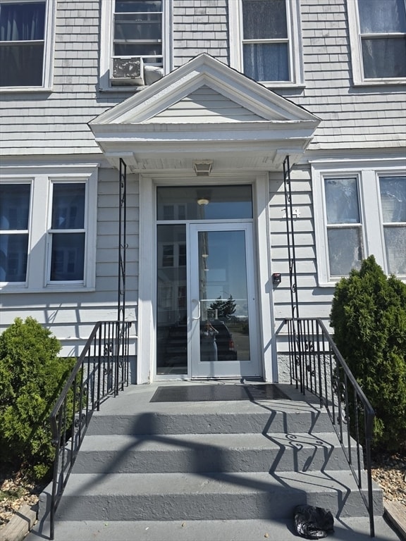 Building Photo - 24 Surfside Rd