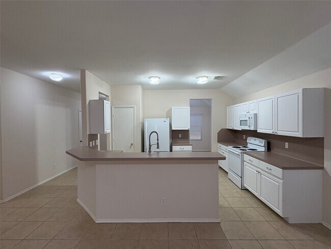 Foto del edificio - 19819 River Breeze Dr