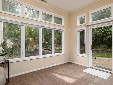 Foto del edificio - 4505 Turnberry Dr
