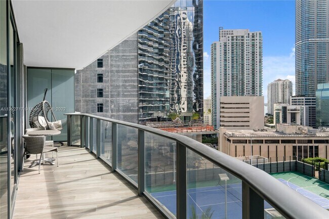 Building Photo - 801 S Miami Ave