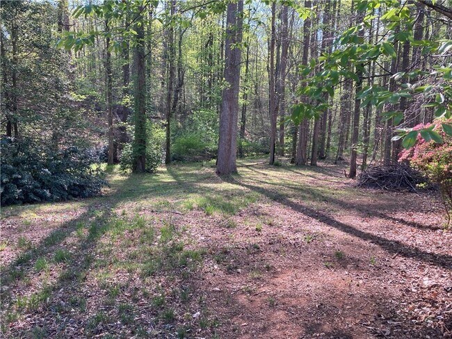 Foto del edificio - 2 Maple Leaf Dr