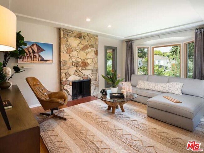 Foto del edificio - 6922 W 85th St