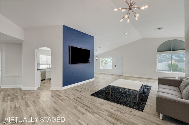 Foto del edificio - 9709 Horizon Hills Dr