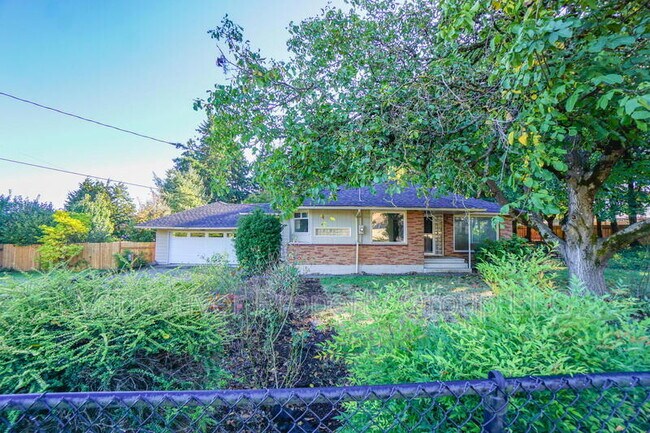 Building Photo - 8709 NE 63rd St