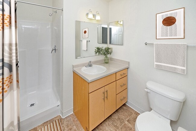 Building Photo - Limestone Creek Apartment Homes