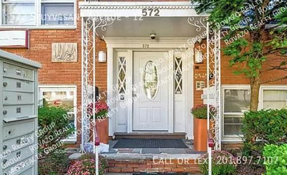 Building Photo - 572 Stuyvesant Avenue, #12 - 3 bedroom in ...