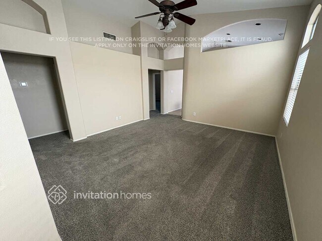 Foto del edificio - 8370 W Salter Dr