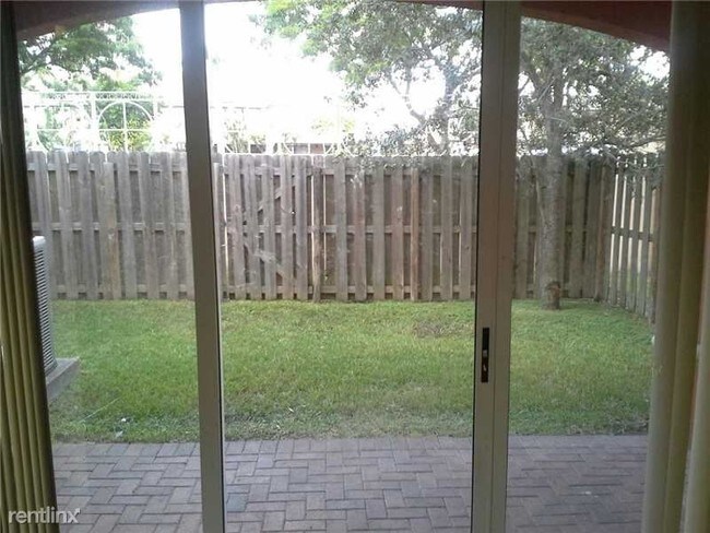 Foto del edificio - 15205 SW 88th St