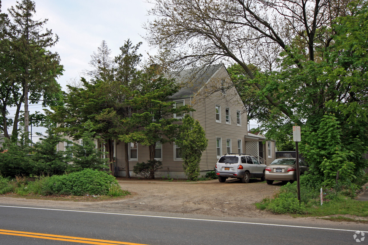 Building Photo - 1019 Pulaski Rd