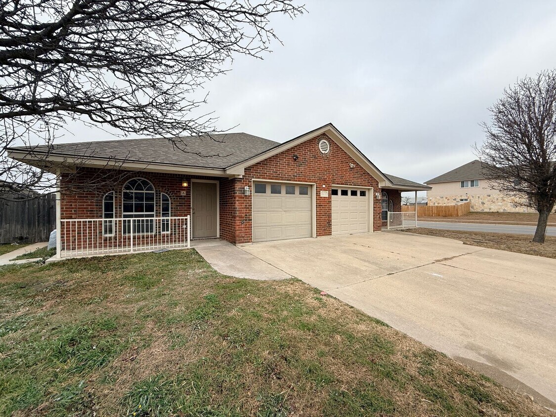 Foto del edificio - COMING SOON!