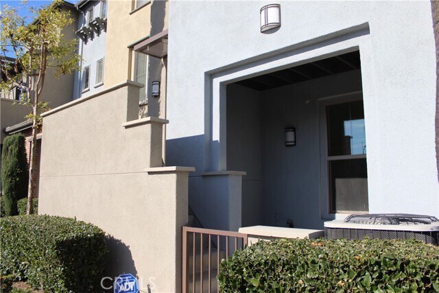 Building Photo - 12427 Canal Dr