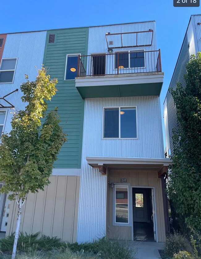 Foto del edificio - 391 E 41st St