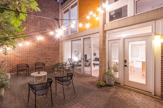 Foto del edificio - 11506 Hickory Cluster
