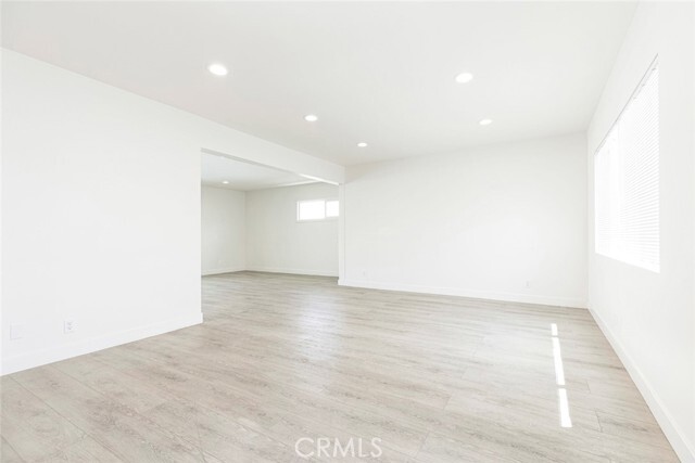 Foto del edificio - 14565 Runnymede St
