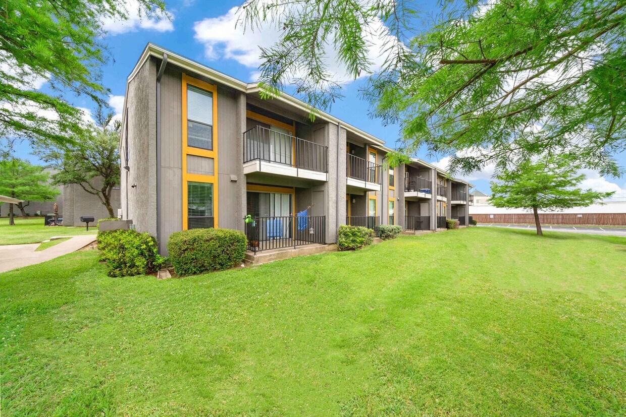 The Stella Apartments in Irving, TX