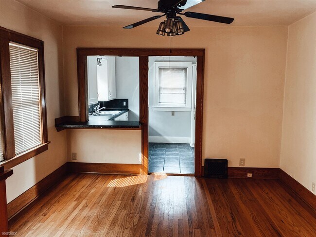Building Photo - 2 br, 1 bath House - 2119 Monteith St