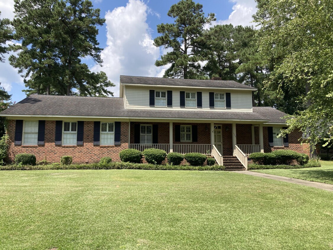 Foto principal - 1709 Windsor Rd
