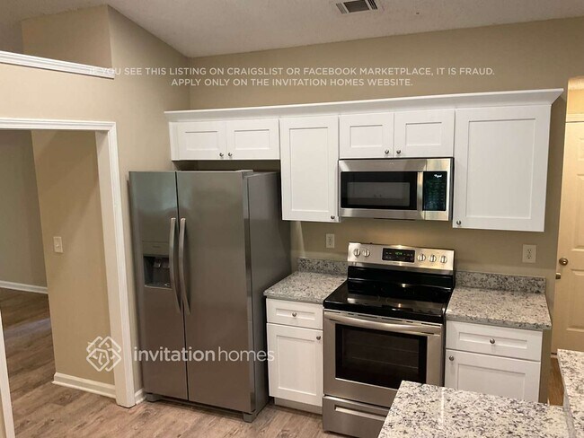 Foto del edificio - 1033 Rolling Ridge Ln