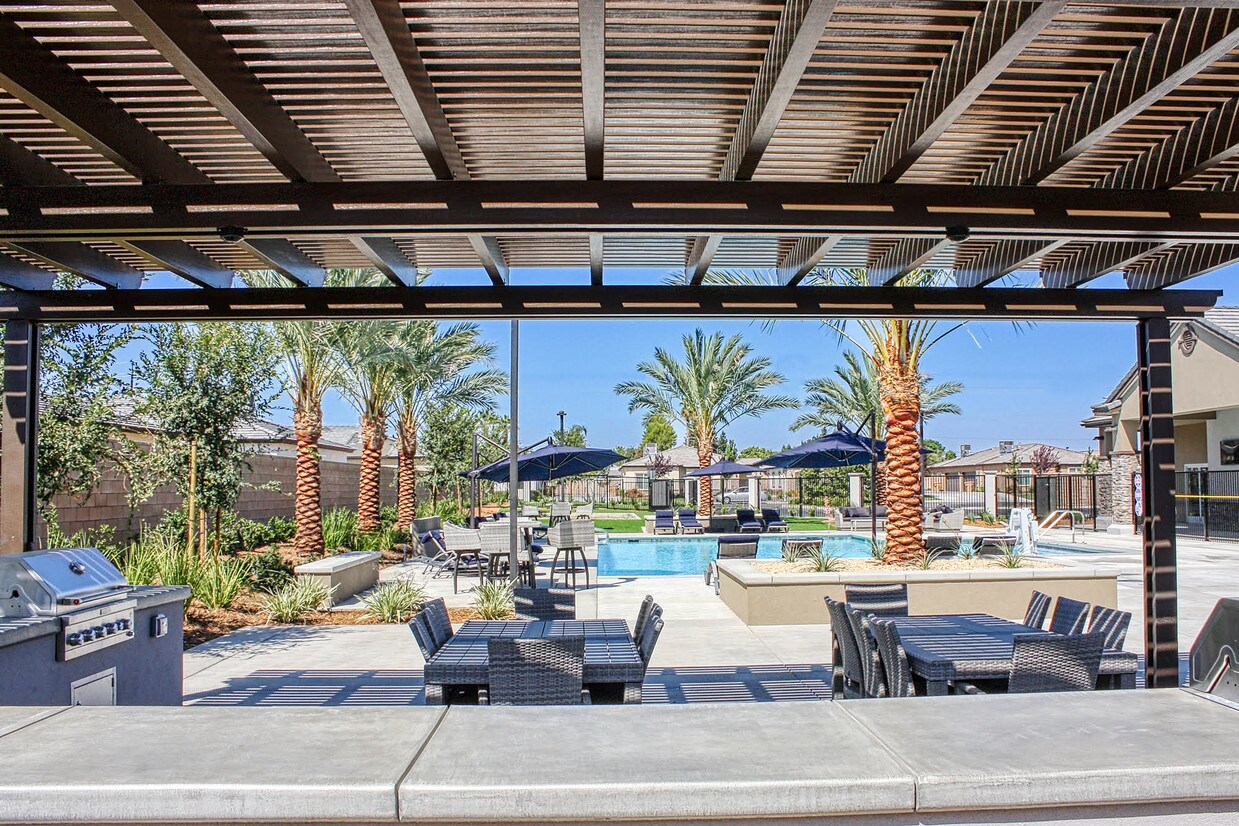 Apartment In Bakersfield