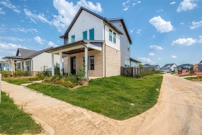 Building Photo - 18415 Vivacious Ln